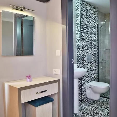 Kleopatra Icaria Apart Otel Alanya