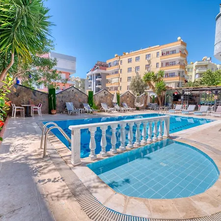 Apart Otel Kleopatra Icaria