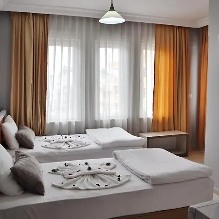 Lejlighedshotel Kleopatra Icaria 2*